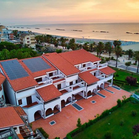 Residence Elle San Benedetto del Tronto Extérieur photo